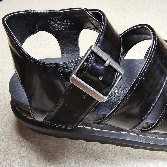 Portland Dolly Women Sz 6.5 black faux leather chunky strappy platform sandals - Picture 12 of 13